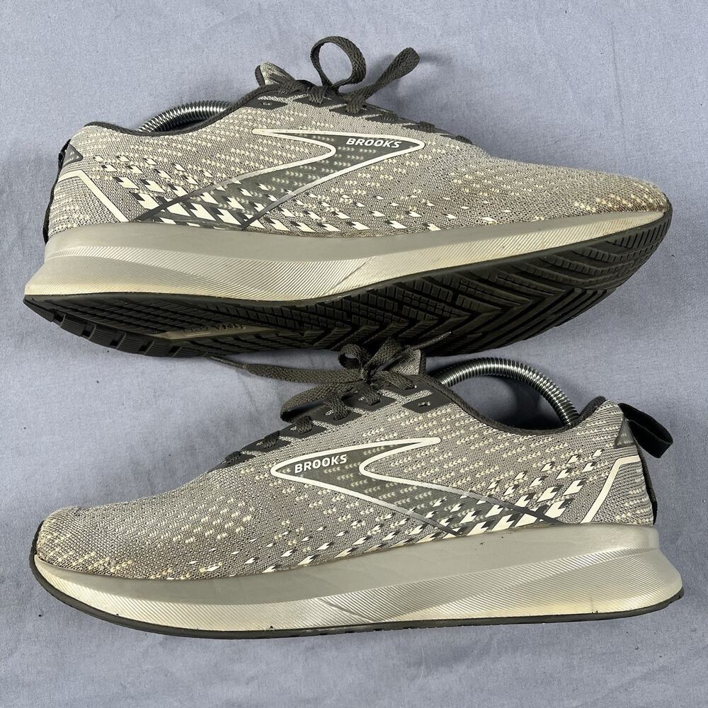 Brooks Levitate 5 Women’s Size 9 Gray Running Shoes Jogging Sneakers 1203571B026